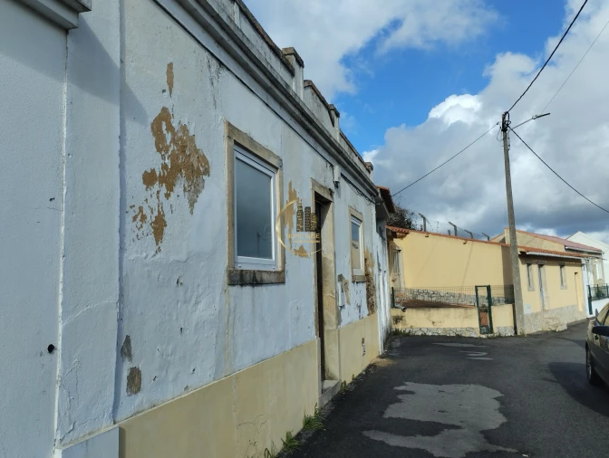 Moradia T3 para Venda em Vilarinho dos Galegos e Ventozelo Foto 2