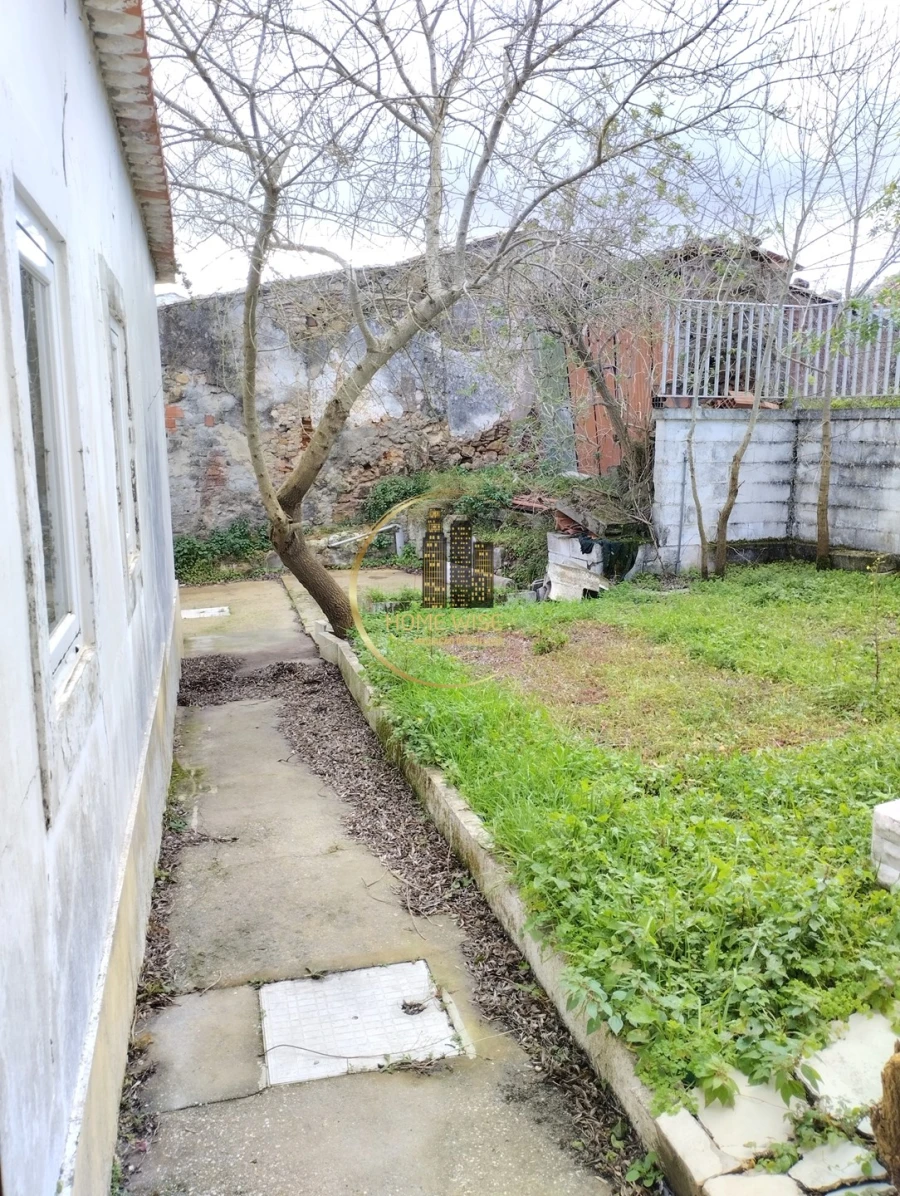 Moradia T3 para Venda em Vilarinho dos Galegos e Ventozelo Foto 5