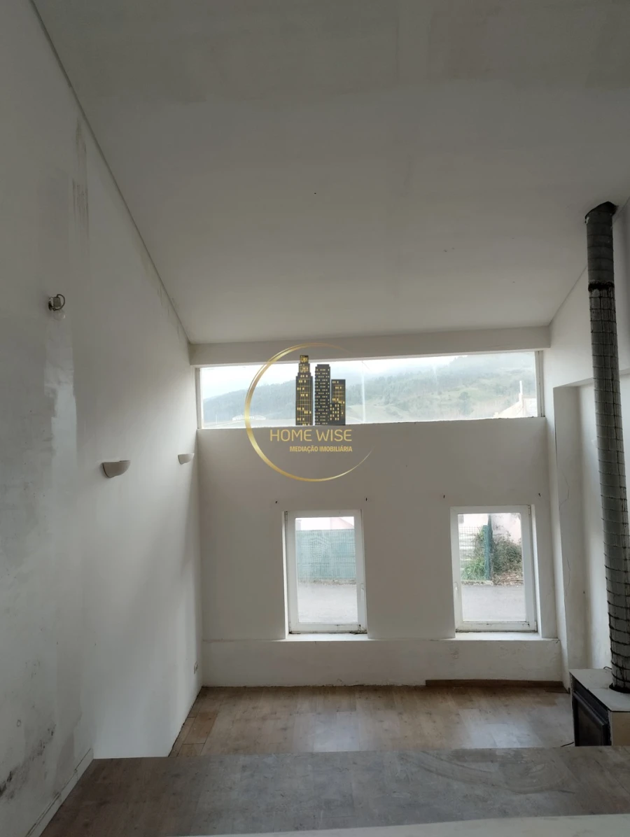 Moradia T3 para Venda em Vilarinho dos Galegos e Ventozelo Foto 4