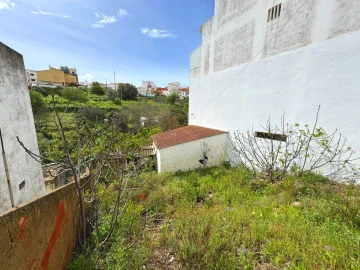 Terreno para Venda em Lagos (São Sebastião e Santa Maria)