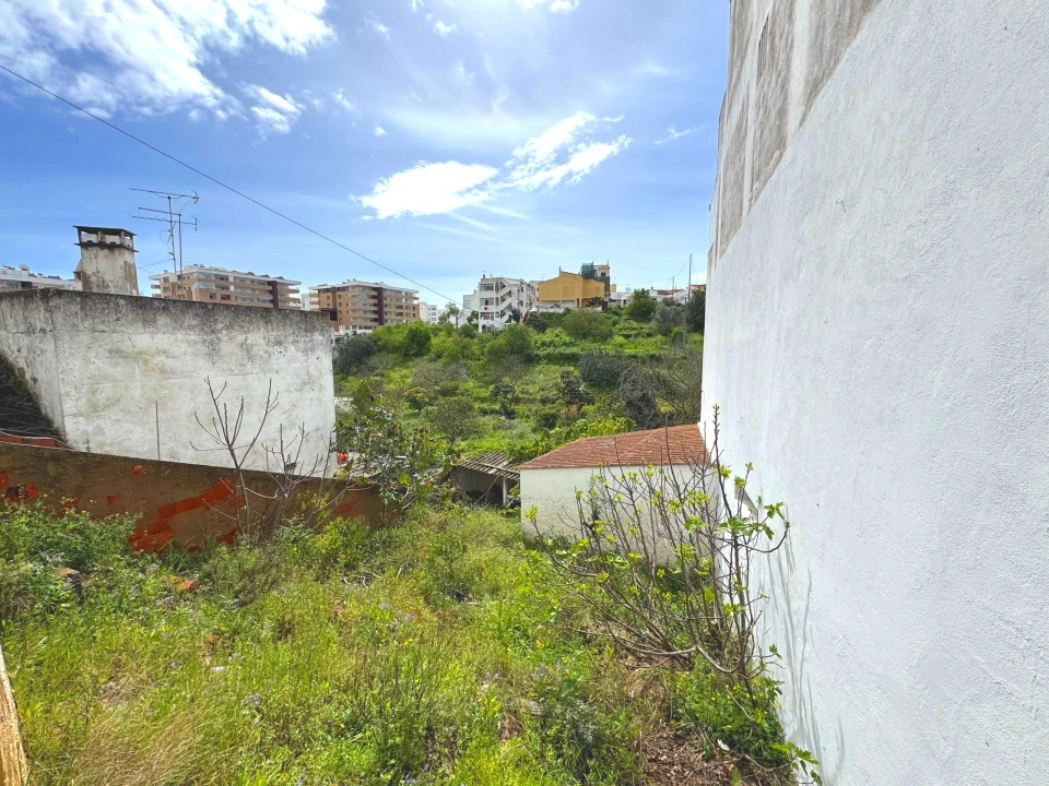 Terreno para Venda em Lagos (São Sebastião e Santa Maria) Foto 3