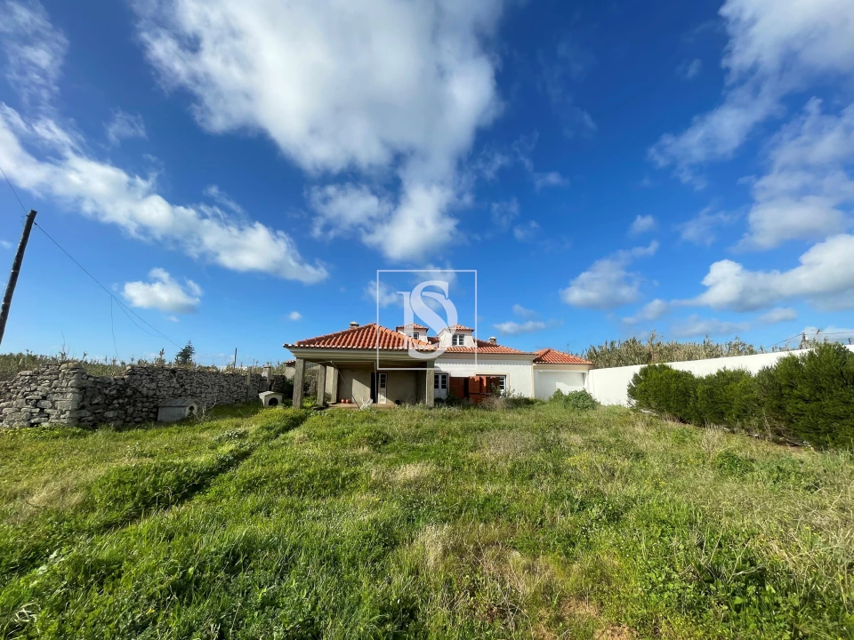 Terreno para Venda em Peniche Foto 1
