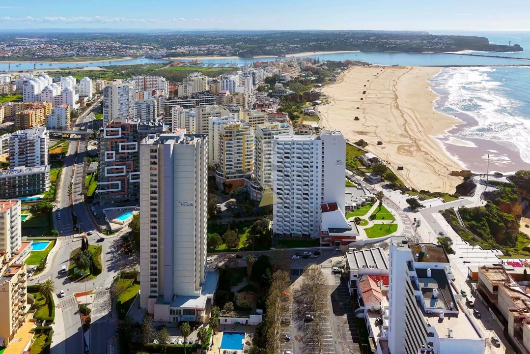 Apartamento T2 para Venda em Portimão Foto 50