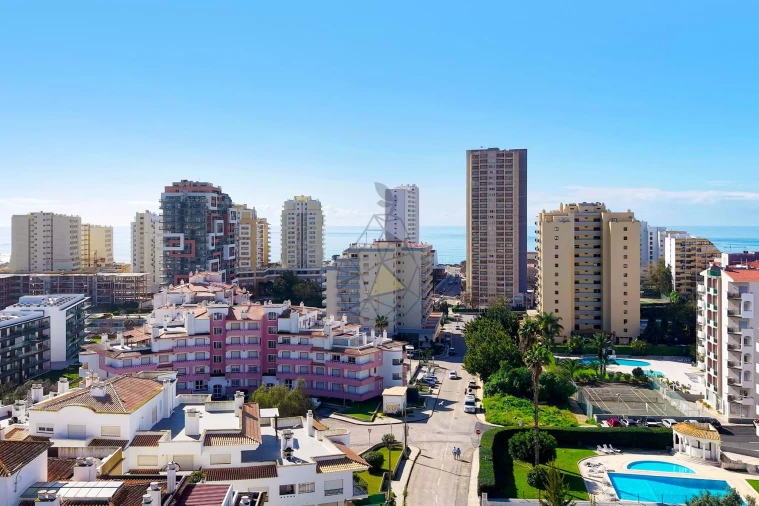 Apartamento T2 para Venda em Portimão Foto 51