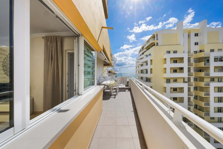 Apartamento T2 para Venda em Portimão Foto 37
