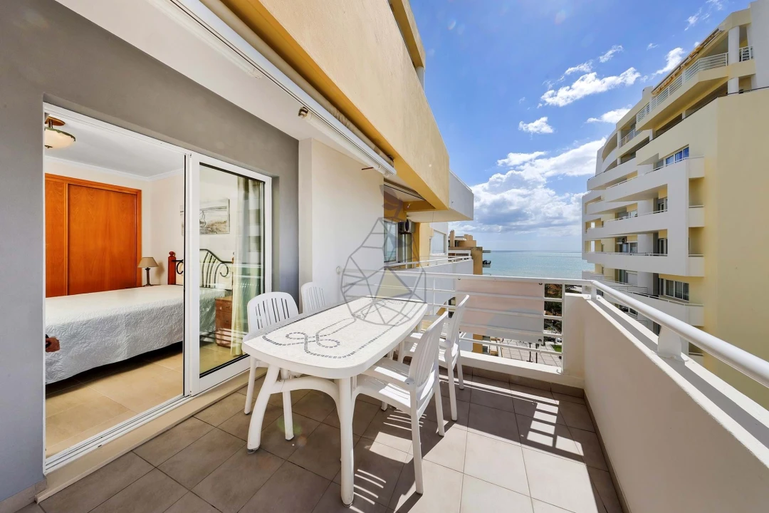 Apartamento T2 para Venda em Portimão Foto 2