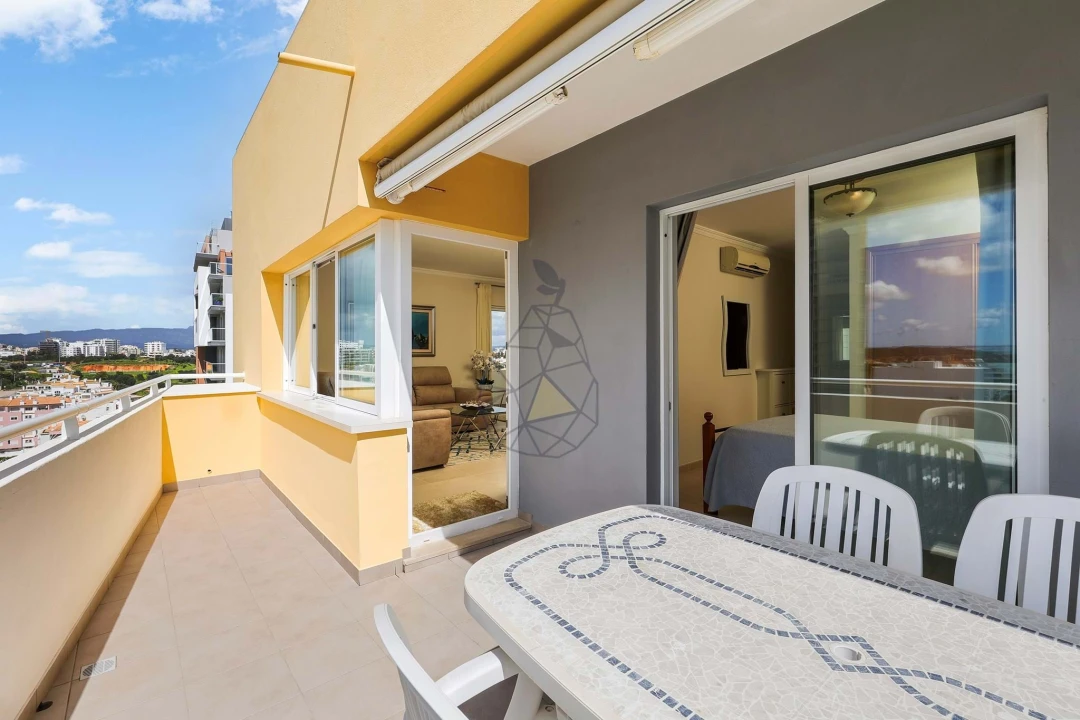 Apartamento T2 para Venda em Portimão Foto 38