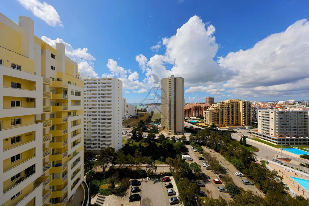 Apartamento T2 para Venda em Portimão Foto 19