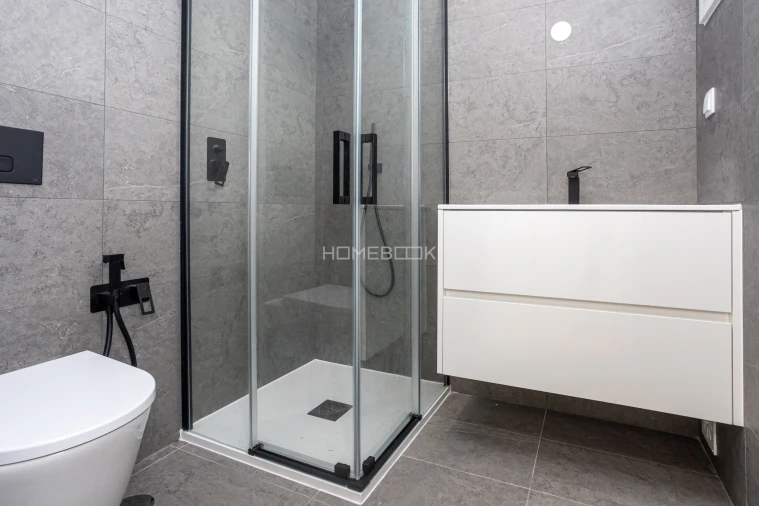 Moradia T5 para Venda em Casal de Cambra Foto 5