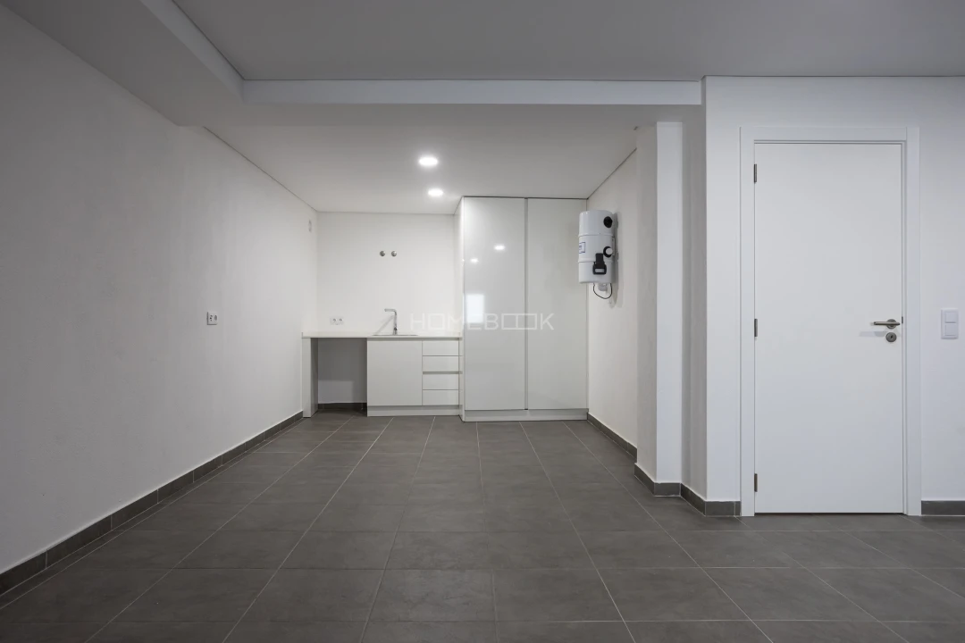 Moradia T5 para Venda em Casal de Cambra Foto 29