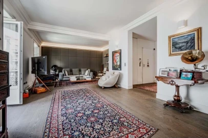 Apartamento T6 para Venda em Santo António