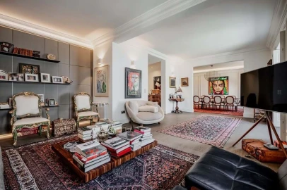 Apartamento T6 para Venda em Santo António