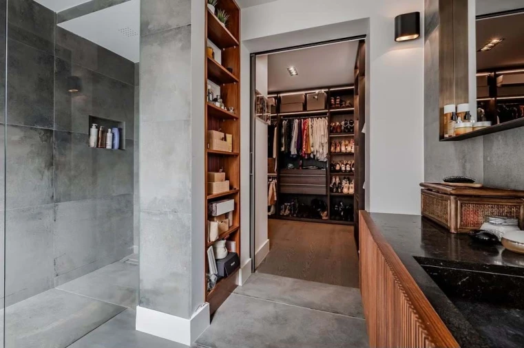 Apartamento T6 para Venda em Santo António Foto 29