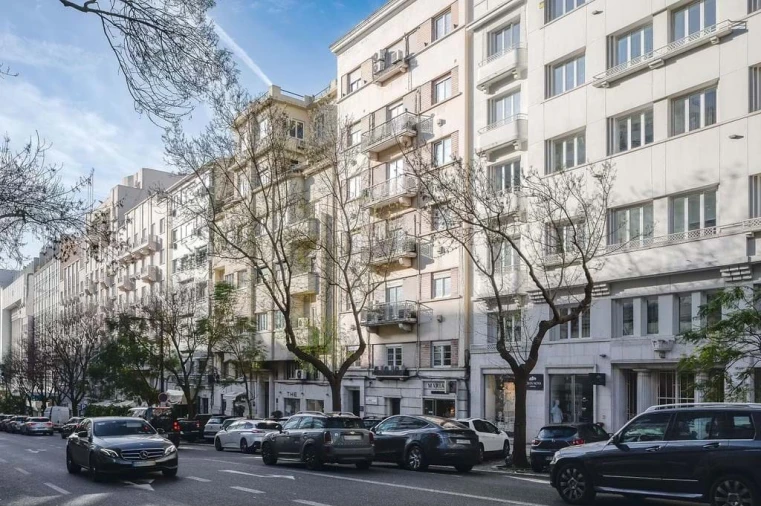 Apartamento T6 para Venda em Santo António Foto 40