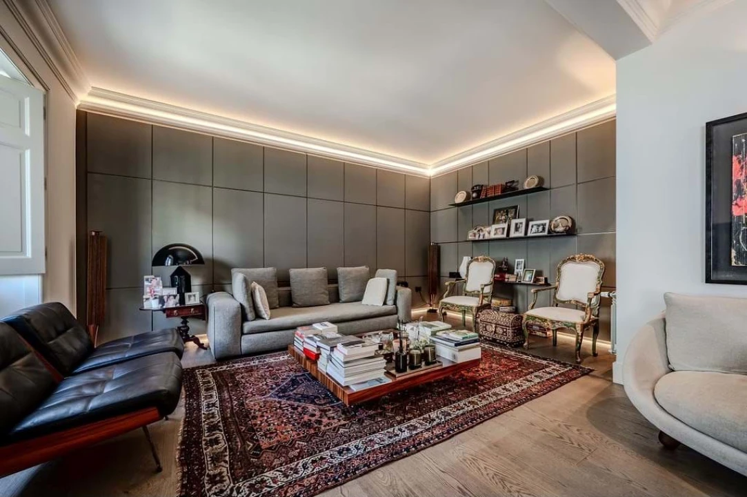 Apartamento T6 para Venda em Santo António Foto 10