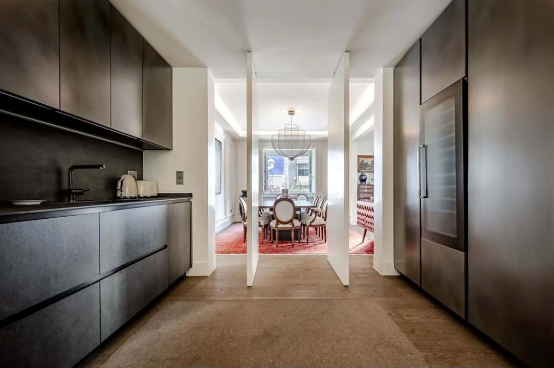 Apartamento T6 para Venda em Santo António Foto 15
