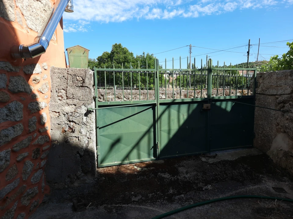 Moradia T1 para Venda em Cerdeira Foto 6