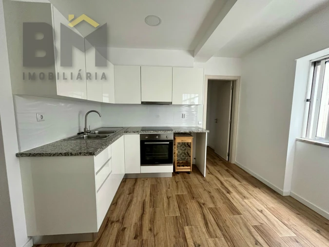 Apartamento T2 para Arrendamento em Castelo Branco Foto 2
