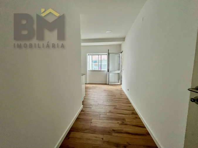 Apartamento T2 para Arrendamento em Castelo Branco Foto 4