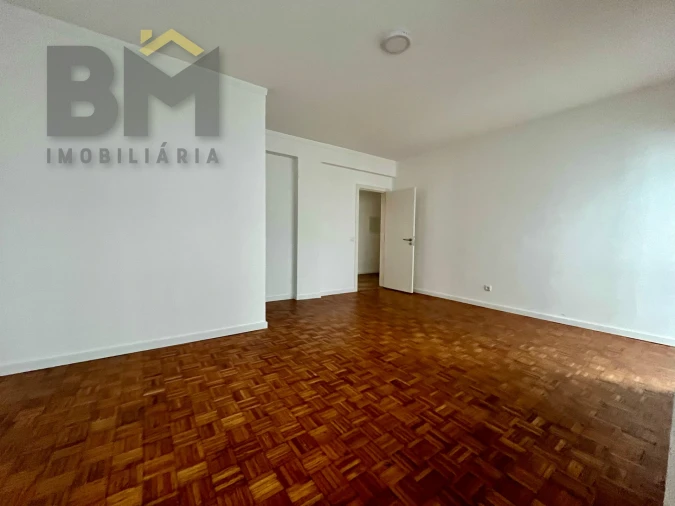 Apartamento T2 para Arrendamento em Castelo Branco Foto 11