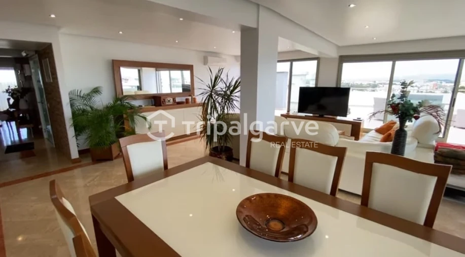 Apartamento T0 para Venda em Portimão Foto 12
