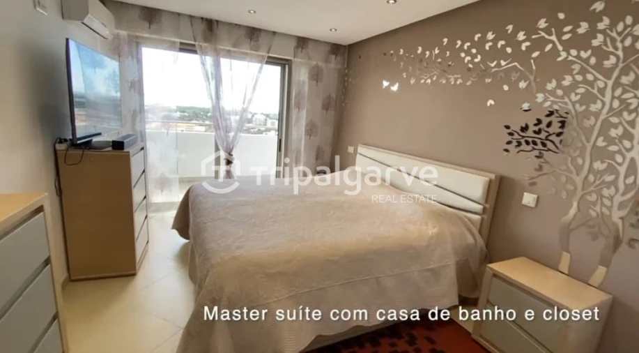 Apartamento T0 para Venda em Portimão Foto 19