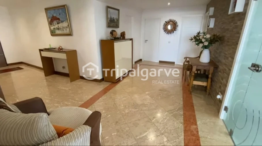 Apartamento T0 para Venda em Portimão Foto 11