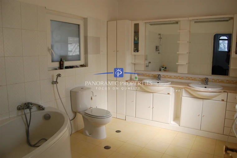 Moradia T3 para Venda em Estômbar e Parchal Foto 31