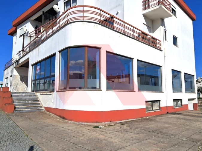 Loja para Arrendamento em Tabua