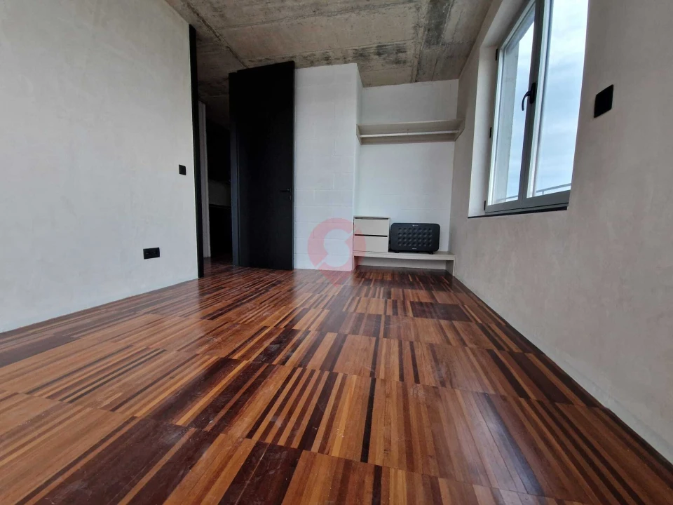Apartamento T2 para Venda em Paranhos Foto 5