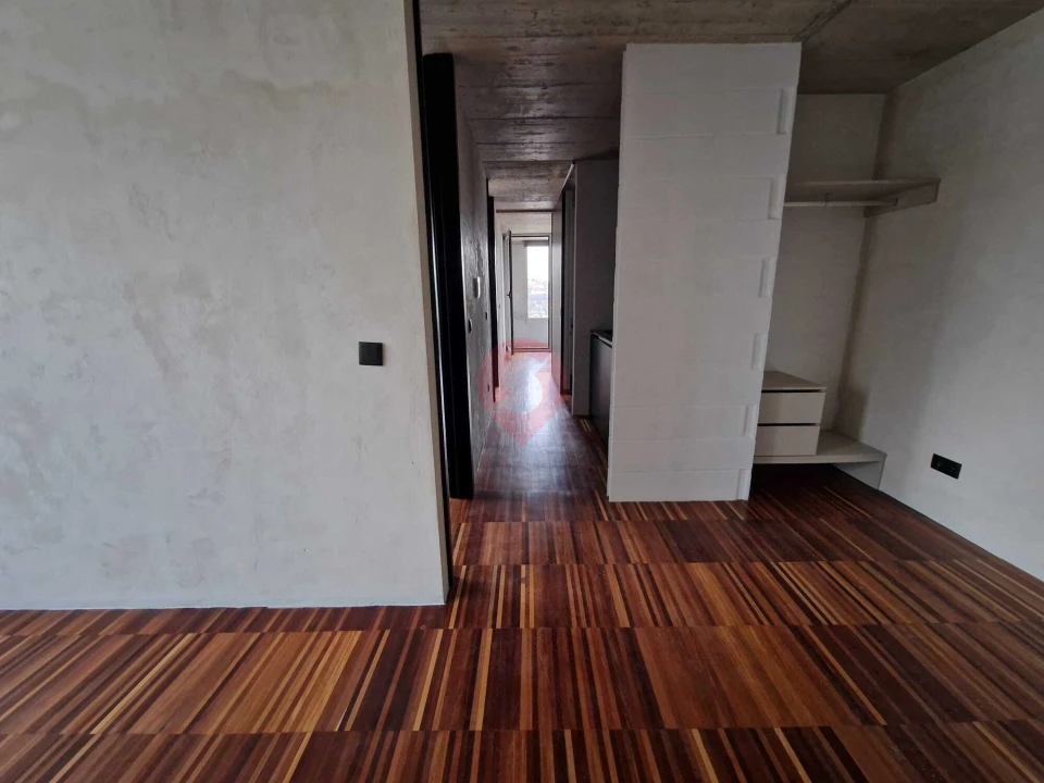 Apartamento T2 para Venda em Paranhos Foto 9
