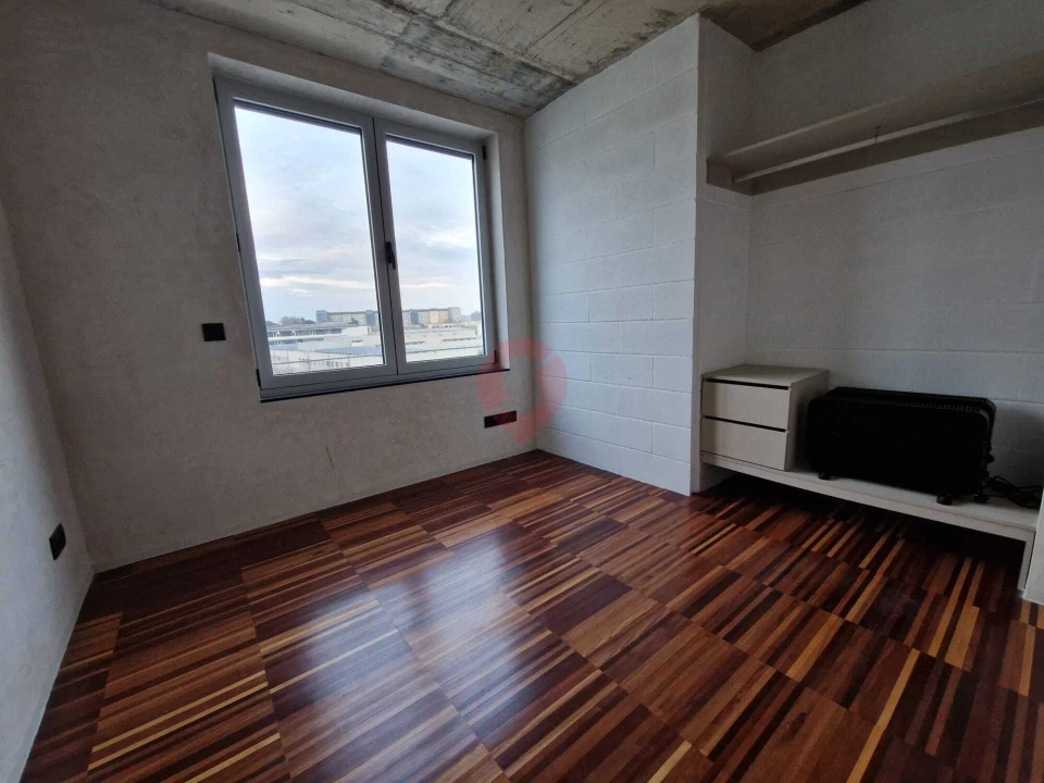 Apartamento T2 para Venda em Paranhos Foto 6