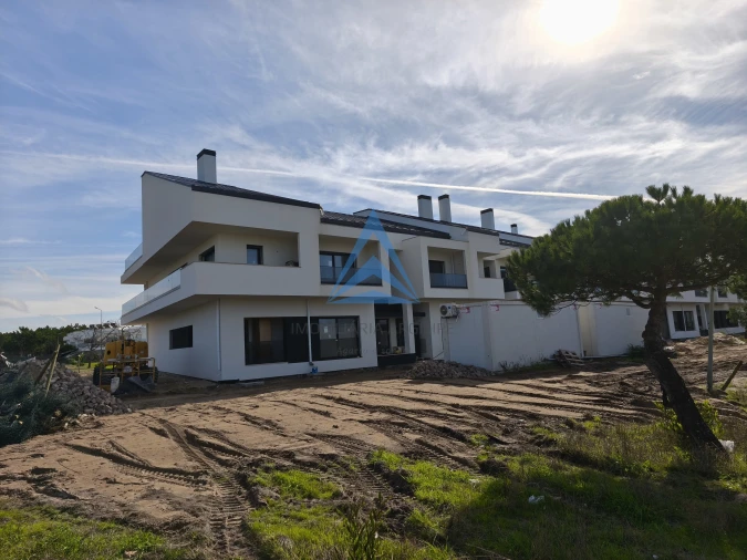 Apartamento T3 para Venda em Pataias e Martingança Foto 2