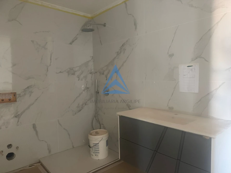 Apartamento T3 para Venda em Pataias e Martingança Foto 17