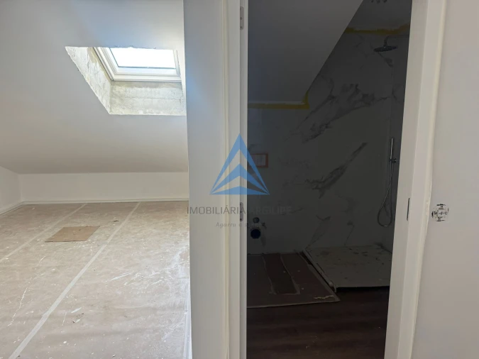 Apartamento T1 para Venda em Pataias e Martingança Foto 11