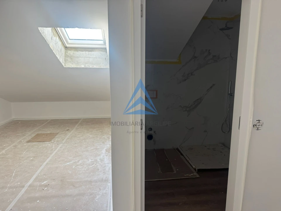 Apartamento T1 para Venda em Pataias e Martingança Foto 11