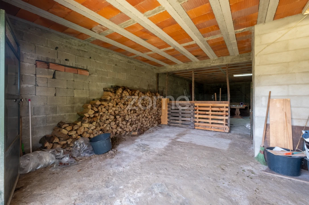 Moradia T3 para Venda em Venade e Azevedo Foto 42