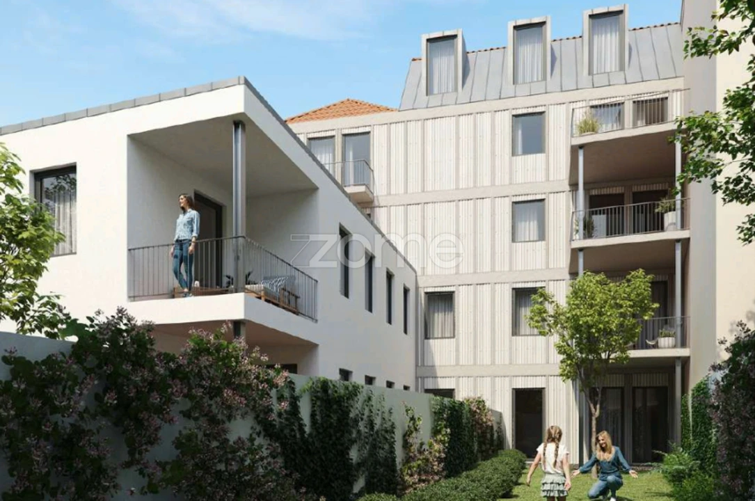 Apartamento T3 para Venda em Cedofeita, Santo Ildefonso, Sé, Miragaia, São Nicolau e Vitória Foto 2