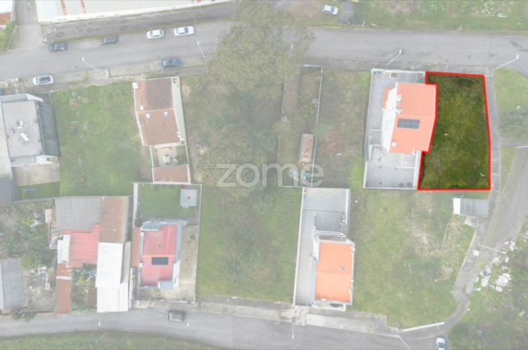 Terreno para Venda em Alfena Foto 2