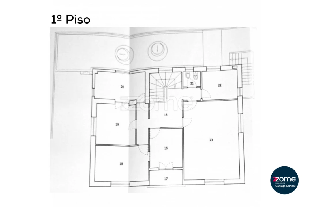 Moradia T8 para Venda em Ponta Delgada (São José) Foto 21