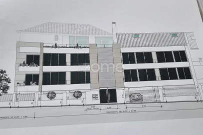 Apartamento T3 para Venda em Carcavelos e Parede