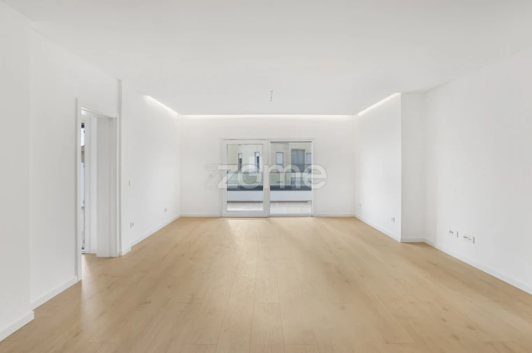Apartamento T3 para Venda em Carcavelos e Parede Foto 18