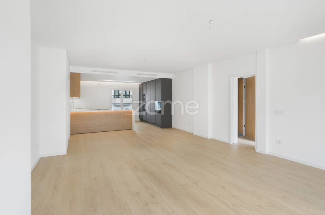 Apartamento T3 para Venda em Carcavelos e Parede Foto 12