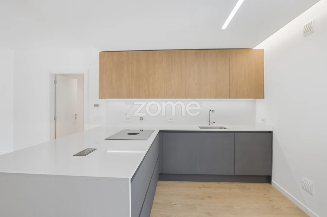 Apartamento T3 para Venda em Carcavelos e Parede Foto 11