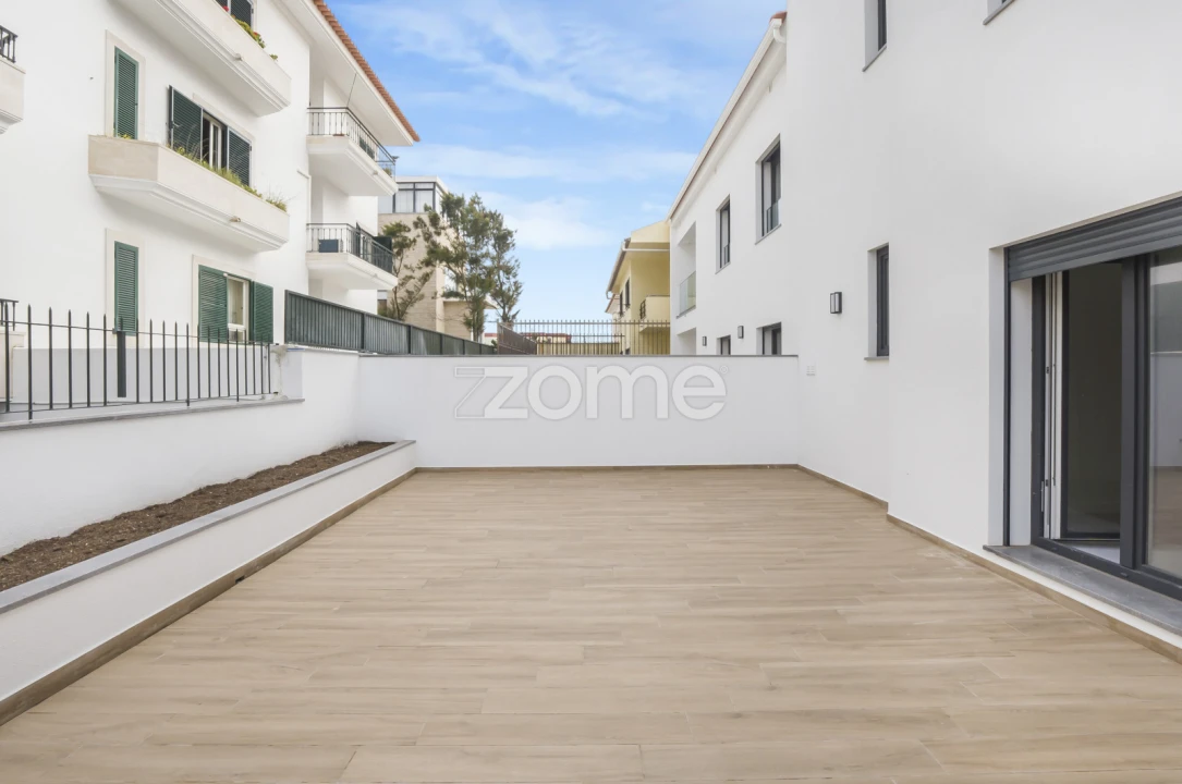 Apartamento T3 para Venda em Carcavelos e Parede Foto 7