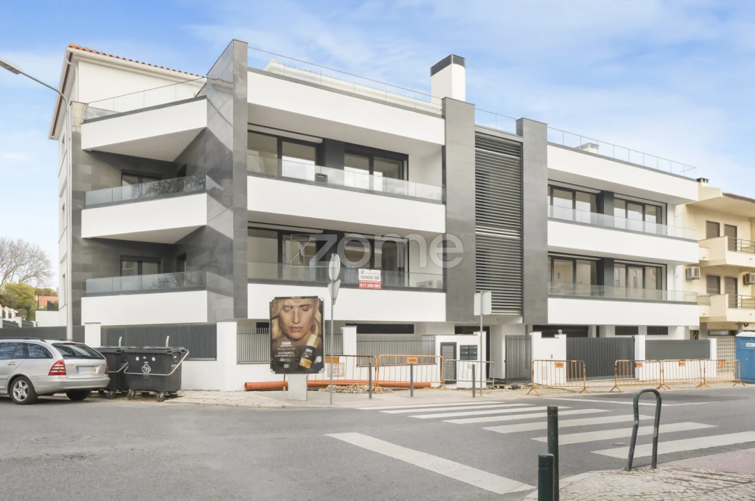 Apartamento T3 para Venda em Carcavelos e Parede Foto 2