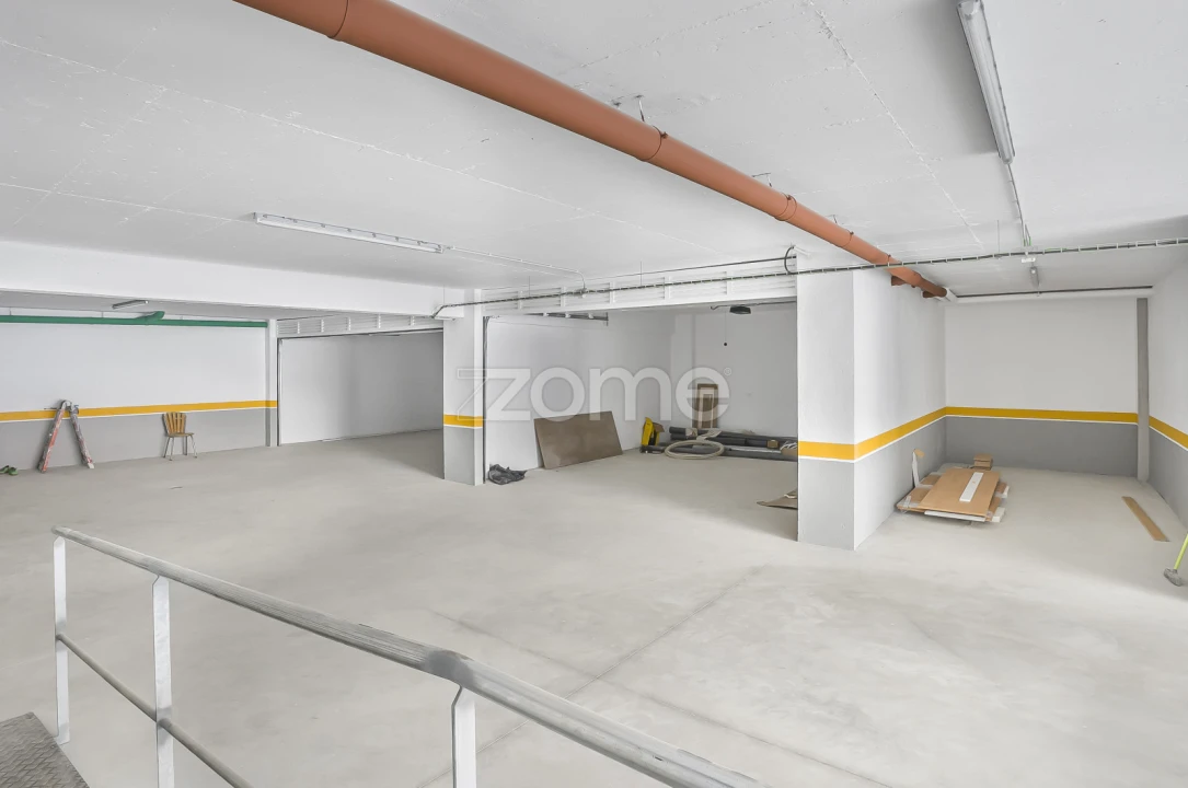 Apartamento T3 para Venda em Carcavelos e Parede Foto 32