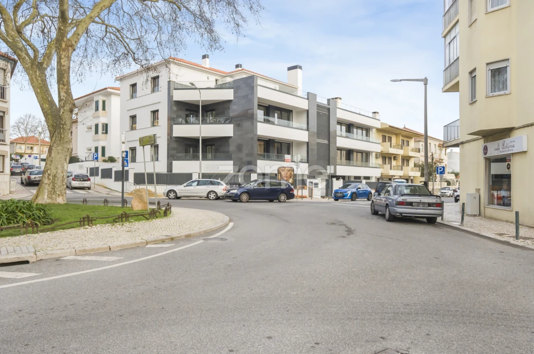 Apartamento T3 para Venda em Carcavelos e Parede Foto 28
