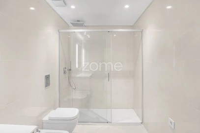 Apartamento T3 para Venda em Carcavelos e Parede
