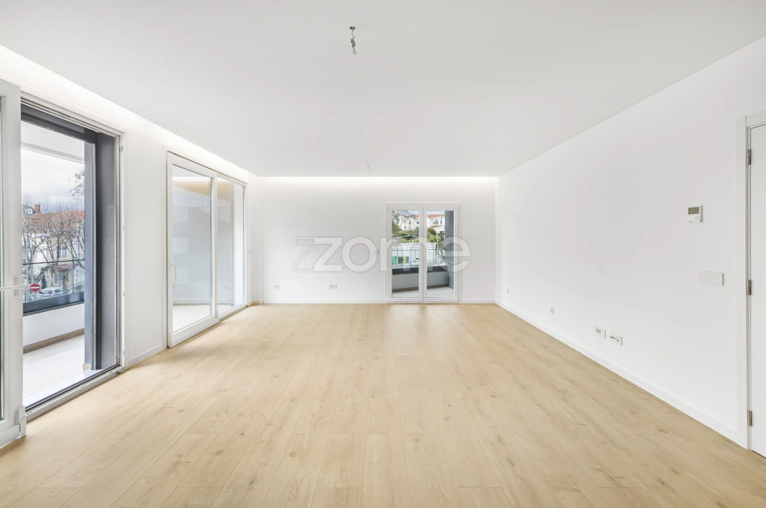 Apartamento T3 para Venda em Carcavelos e Parede Foto 15